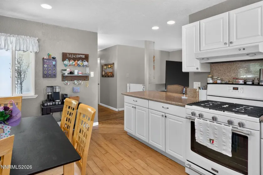 455 Ardmore, Reno, Nevada 89509, 4 Bedrooms Bedrooms, ,2 BathroomsBathrooms,Residential,Residential,Ardmore,0,260009682