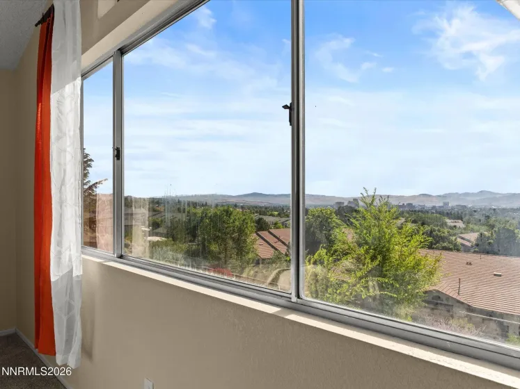 1560 Reno View, Reno, Nevada 89523, 4 Bedrooms Bedrooms, ,3 BathroomsBathrooms,Residential,Residential,Reno View,0,260009688