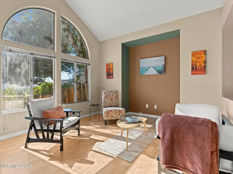 1560 Reno View, Reno, Nevada 89523, 4 Bedrooms Bedrooms, ,3 BathroomsBathrooms,Residential,Residential,Reno View,0,260009688