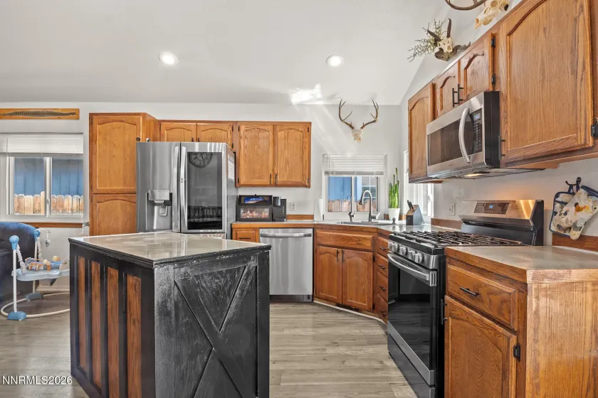 1057 Deena, Fallon, Nevada 89406, 3 Bedrooms Bedrooms, ,2 BathroomsBathrooms,Residential,Residential,Deena,0,260009695