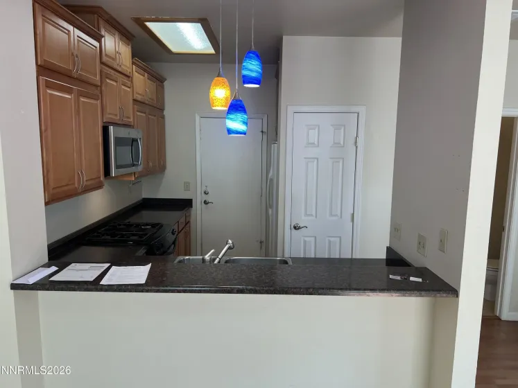 4335 Leeward, Reno, Nevada 89502, 2 Bedrooms Bedrooms, ,3 BathroomsBathrooms,Residential,Residential,Leeward,0,260009698
