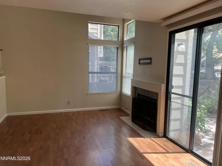 4335 Leeward, Reno, Nevada 89502, 2 Bedrooms Bedrooms, ,3 BathroomsBathrooms,Residential,Residential,Leeward,0,260009698