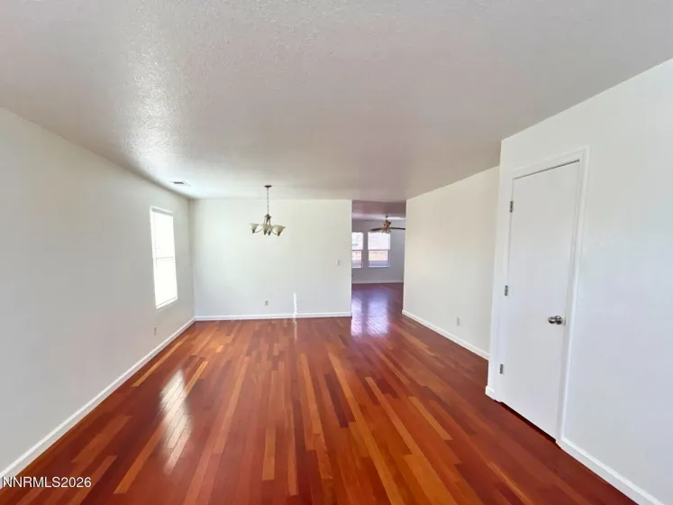 986 Montero, Sparks, Nevada 89436, 3 Bedrooms Bedrooms, ,2 BathroomsBathrooms,Residential,Residential,Montero,0,260009700