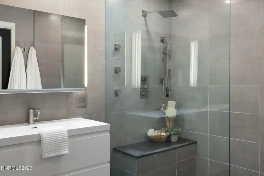 2535 W Lake Ridge Shores, Reno, Nevada 89519, 4 Bedrooms Bedrooms, ,4 BathroomsBathrooms,Residential,Residential,W Lake Ridge Shores,0,260009687