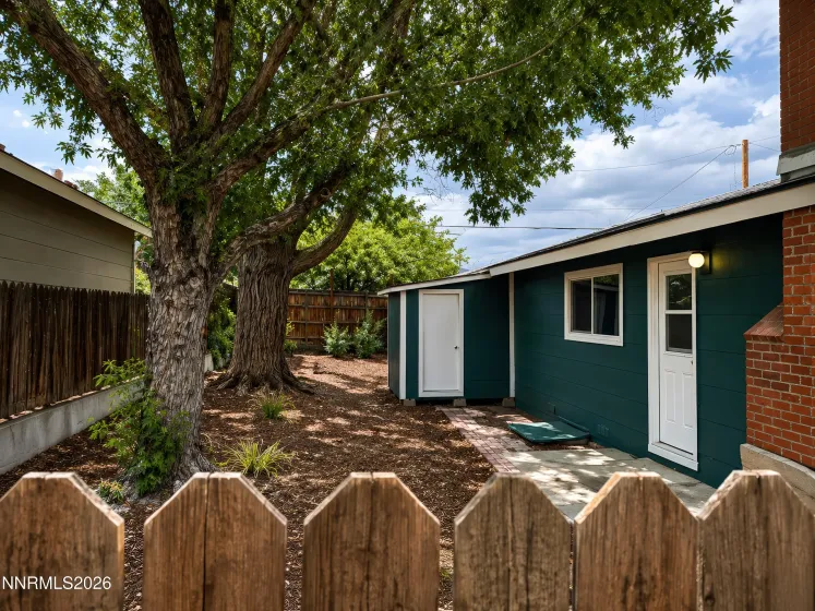 2001 Coleman, Reno, Nevada 89503, 3 Bedrooms Bedrooms, ,2 BathroomsBathrooms,Residential,Residential,Coleman,0,260009706