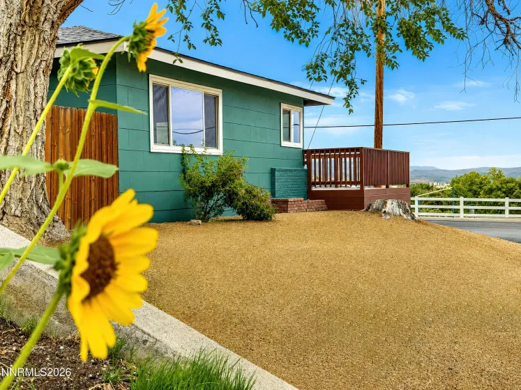 2001 Coleman, Reno, Nevada 89503, 3 Bedrooms Bedrooms, ,2 BathroomsBathrooms,Residential,Residential,Coleman,0,260009706
