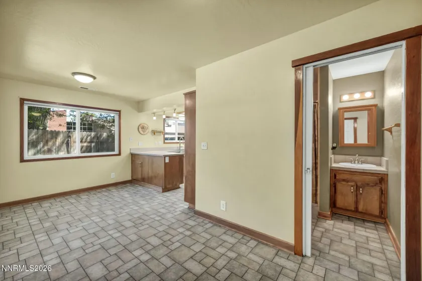 614 3rd, Carson City, Nevada 89703, 2 Bedrooms Bedrooms, ,3 BathroomsBathrooms,Residential,Residential,3rd,0,260009707