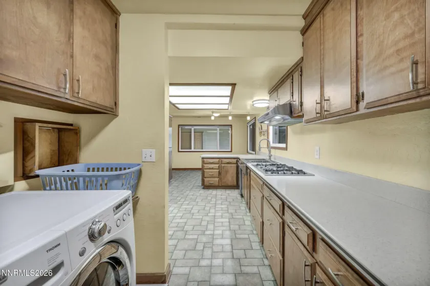 614 3rd, Carson City, Nevada 89703, 2 Bedrooms Bedrooms, ,3 BathroomsBathrooms,Residential,Residential,3rd,0,260009707