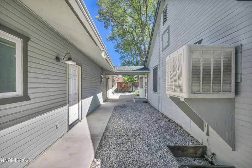 614 3rd, Carson City, Nevada 89703, 2 Bedrooms Bedrooms, ,3 BathroomsBathrooms,Residential,Residential,3rd,0,260009707