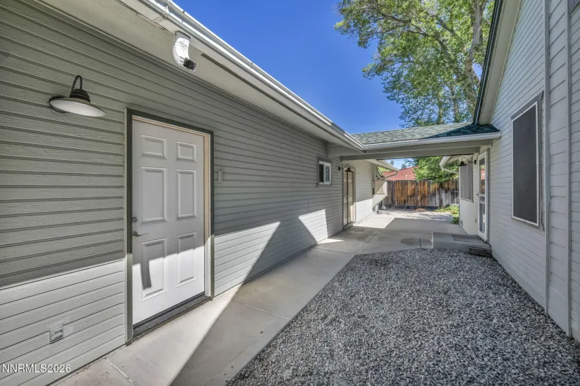 614 3rd, Carson City, Nevada 89703, 2 Bedrooms Bedrooms, ,3 BathroomsBathrooms,Residential,Residential,3rd,0,260009707