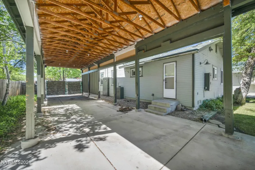 614 3rd, Carson City, Nevada 89703, 2 Bedrooms Bedrooms, ,3 BathroomsBathrooms,Residential,Residential,3rd,0,260009707