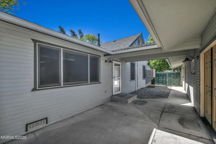 614 3rd, Carson City, Nevada 89703, 2 Bedrooms Bedrooms, ,3 BathroomsBathrooms,Residential,Residential,3rd,0,260009707