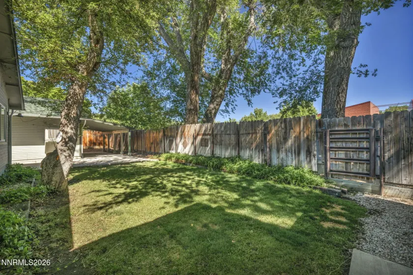 614 3rd, Carson City, Nevada 89703, 2 Bedrooms Bedrooms, ,3 BathroomsBathrooms,Residential,Residential,3rd,0,260009707