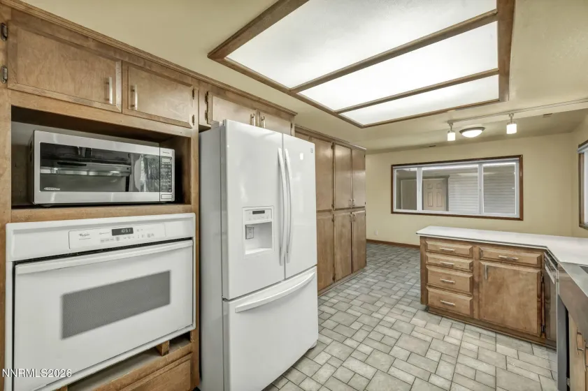 614 3rd, Carson City, Nevada 89703, 2 Bedrooms Bedrooms, ,3 BathroomsBathrooms,Residential,Residential,3rd,0,260009707