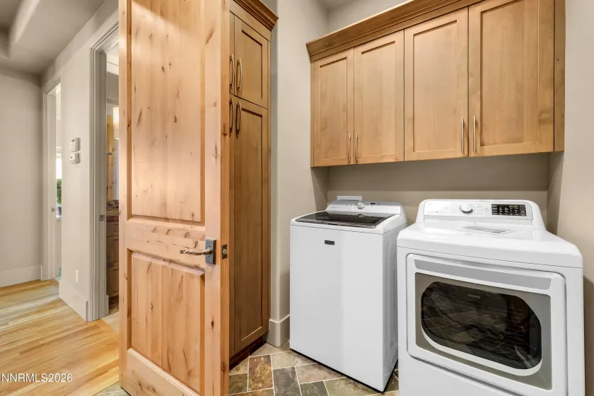 10810 Zoeller, Reno, Nevada 89511, 2 Bedrooms Bedrooms, ,3 BathroomsBathrooms,Residential,Residential,Zoeller,0,260009711