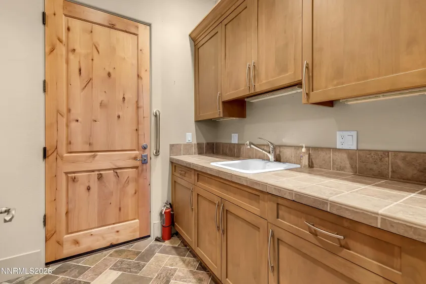 10810 Zoeller, Reno, Nevada 89511, 2 Bedrooms Bedrooms, ,3 BathroomsBathrooms,Residential,Residential,Zoeller,0,260009711