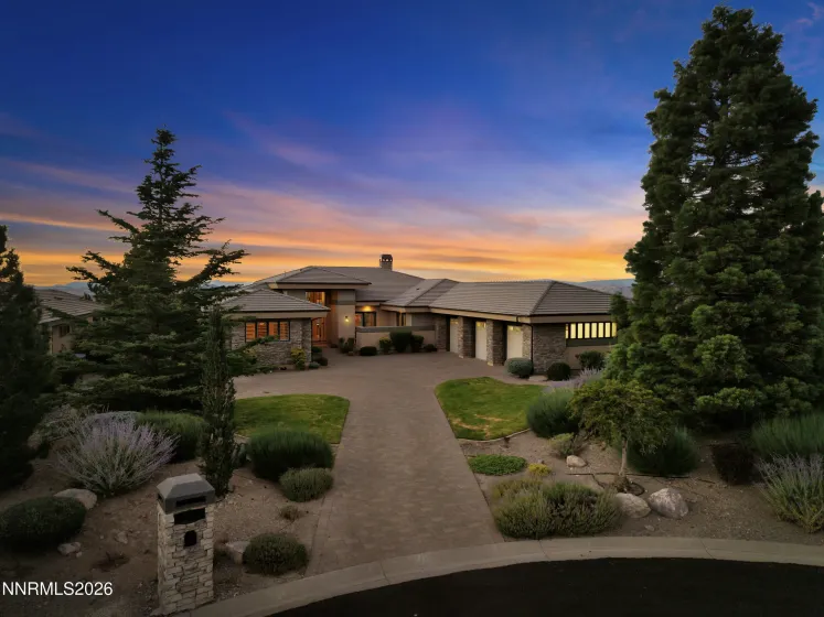10810 Zoeller, Reno, Nevada 89511, 2 Bedrooms Bedrooms, ,3 BathroomsBathrooms,Residential,Residential,Zoeller,0,260009711