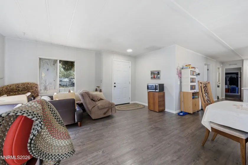 380 Magnolia, Reno, Nevada 89506, 3 Bedrooms Bedrooms, ,2 BathroomsBathrooms,Residential,Residential,Magnolia,0,260009712