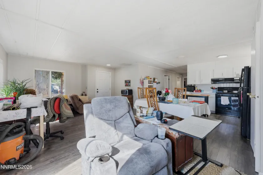 380 Magnolia, Reno, Nevada 89506, 3 Bedrooms Bedrooms, ,2 BathroomsBathrooms,Residential,Residential,Magnolia,0,260009712