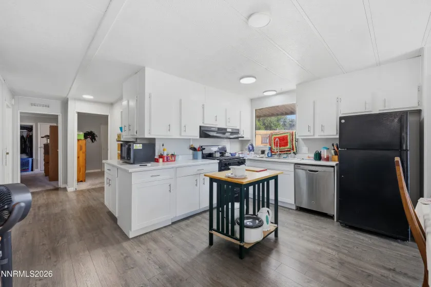 380 Magnolia, Reno, Nevada 89506, 3 Bedrooms Bedrooms, ,2 BathroomsBathrooms,Residential,Residential,Magnolia,0,260009712