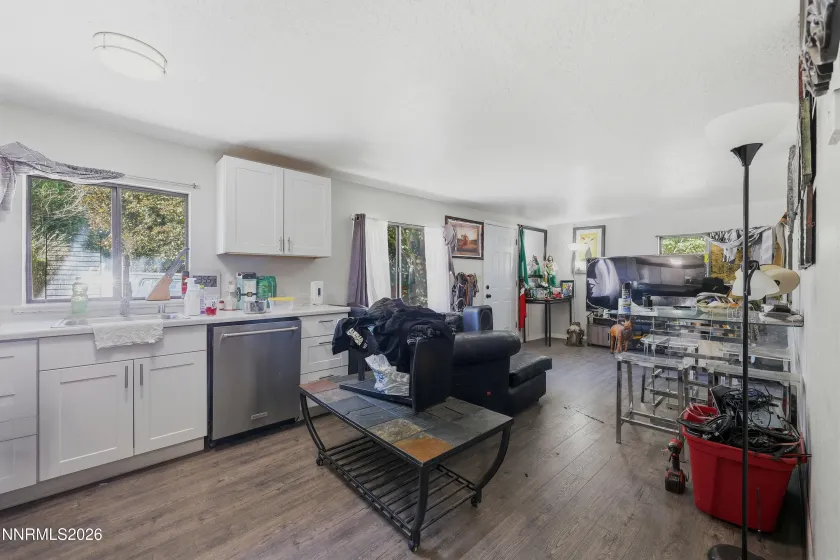 380 Magnolia, Reno, Nevada 89506, 3 Bedrooms Bedrooms, ,2 BathroomsBathrooms,Residential,Residential,Magnolia,0,260009712
