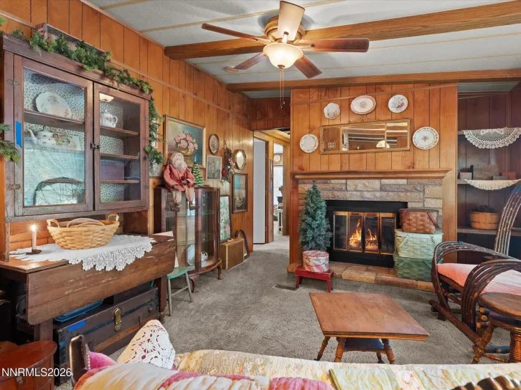 4692 Leonesio, Sun Valley, Nevada 89433, 3 Bedrooms Bedrooms, ,2 BathroomsBathrooms,Residential,Residential,Leonesio,0,260009720