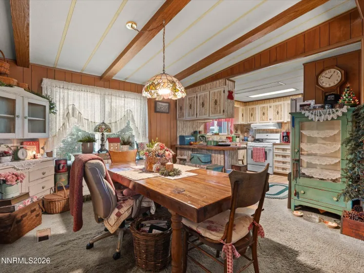 4692 Leonesio, Sun Valley, Nevada 89433, 3 Bedrooms Bedrooms, ,2 BathroomsBathrooms,Residential,Residential,Leonesio,0,260009720