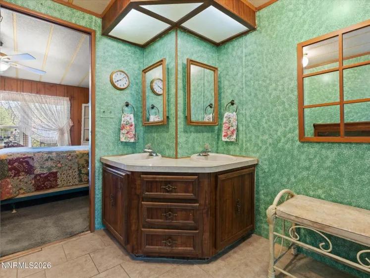 4692 Leonesio, Sun Valley, Nevada 89433, 3 Bedrooms Bedrooms, ,2 BathroomsBathrooms,Residential,Residential,Leonesio,0,260009720