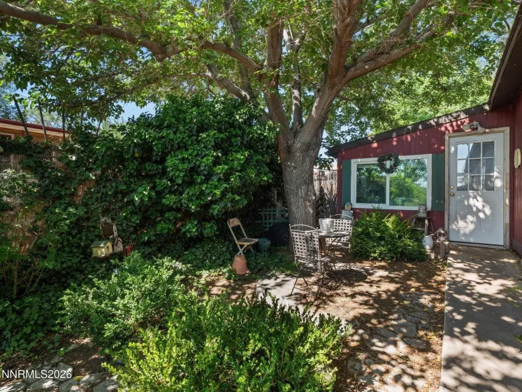 4692 Leonesio, Sun Valley, Nevada 89433, 3 Bedrooms Bedrooms, ,2 BathroomsBathrooms,Residential,Residential,Leonesio,0,260009720