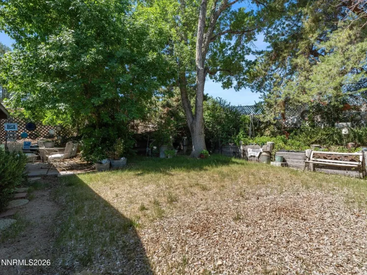 4692 Leonesio, Sun Valley, Nevada 89433, 3 Bedrooms Bedrooms, ,2 BathroomsBathrooms,Residential,Residential,Leonesio,0,260009720