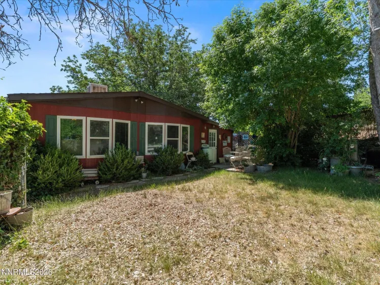 4692 Leonesio, Sun Valley, Nevada 89433, 3 Bedrooms Bedrooms, ,2 BathroomsBathrooms,Residential,Residential,Leonesio,0,260009720