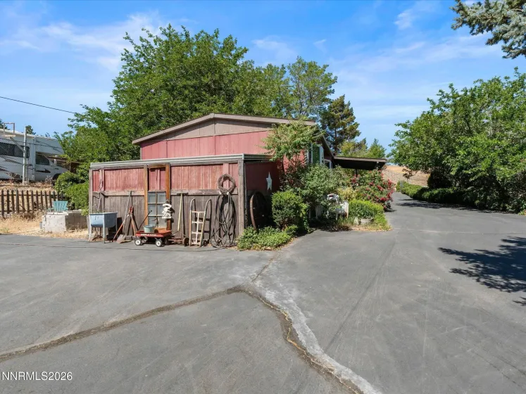 4692 Leonesio, Sun Valley, Nevada 89433, 3 Bedrooms Bedrooms, ,2 BathroomsBathrooms,Residential,Residential,Leonesio,0,260009720