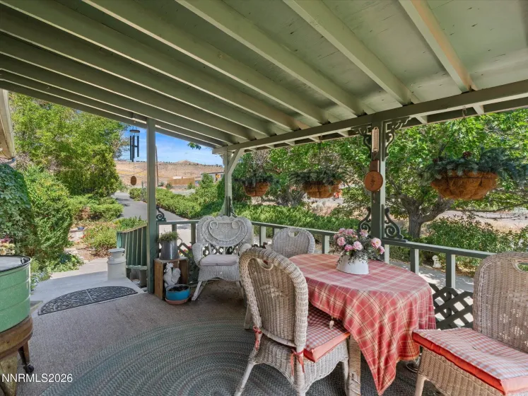 4692 Leonesio, Sun Valley, Nevada 89433, 3 Bedrooms Bedrooms, ,2 BathroomsBathrooms,Residential,Residential,Leonesio,0,260009720