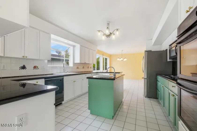 3685 Ranch Crest, Reno, Nevada 89509, 4 Bedrooms Bedrooms, ,3 BathroomsBathrooms,Residential,Residential,Ranch Crest,0,260004685