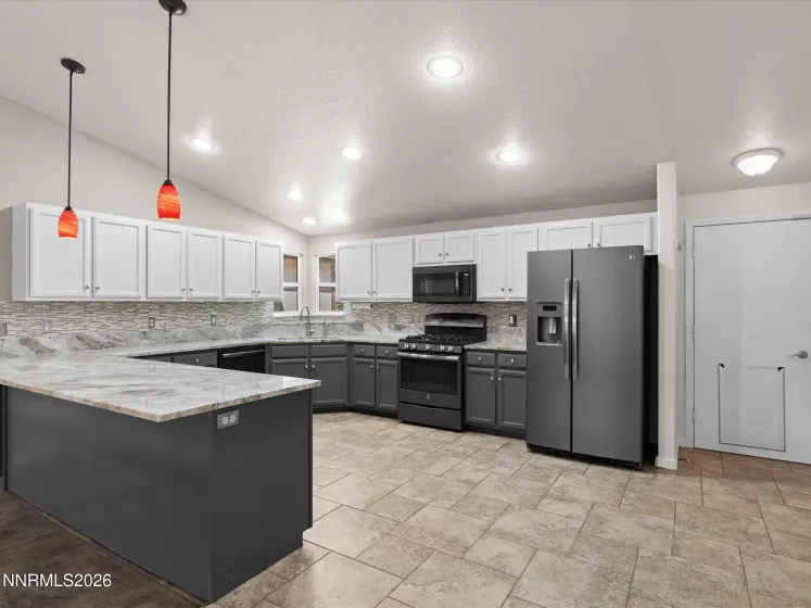 1643 Meadows, Fernley, Nevada 89408, 4 Bedrooms Bedrooms, ,2 BathroomsBathrooms,Residential,Residential,Meadows,0,260009744