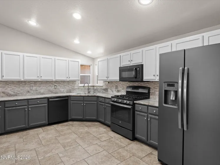 1643 Meadows, Fernley, Nevada 89408, 4 Bedrooms Bedrooms, ,2 BathroomsBathrooms,Residential,Residential,Meadows,0,260009744