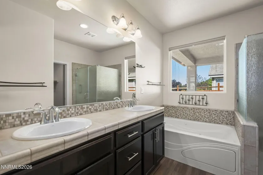 3873 Hazy Swale, Sparks, Nevada 89436, 3 Bedrooms Bedrooms, ,2 BathroomsBathrooms,Residential,Residential,Hazy Swale,0,260009746
