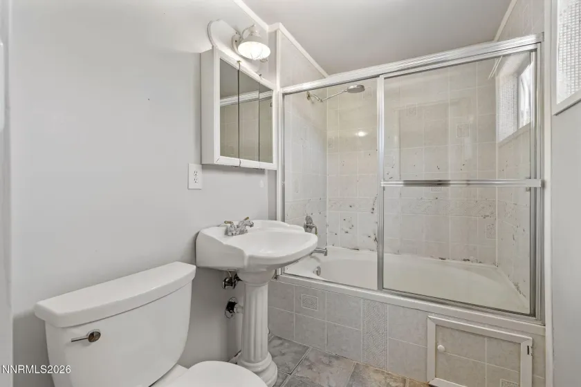 2035 Carlin, Reno, Nevada 89503, 3 Bedrooms Bedrooms, ,3 BathroomsBathrooms,Residential,Residential,Carlin,0,260009748