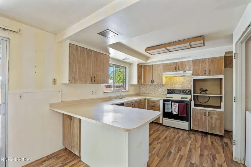 2035 Carlin, Reno, Nevada 89503, 3 Bedrooms Bedrooms, ,3 BathroomsBathrooms,Residential,Residential,Carlin,0,260009748