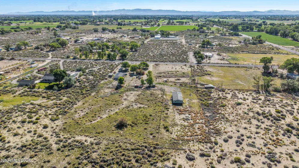 1844 Bell-Aire, Fallon, Nevada 89406, 3 Bedrooms Bedrooms, ,2 BathroomsBathrooms,Residential,Residential,Bell-Aire,0,260009760