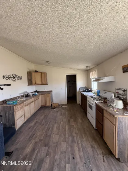 1844 Bell-Aire, Fallon, Nevada 89406, 3 Bedrooms Bedrooms, ,2 BathroomsBathrooms,Residential,Residential,Bell-Aire,0,260009760