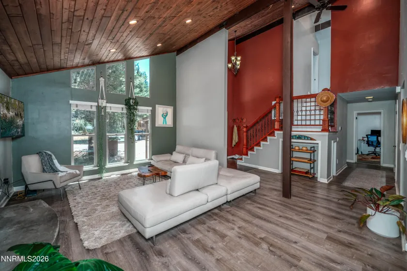 1029 Modoc, South Lake Tahoe, California 96150, 4 Bedrooms Bedrooms, ,2 BathroomsBathrooms,Residential,Residential,Modoc,0,260009727