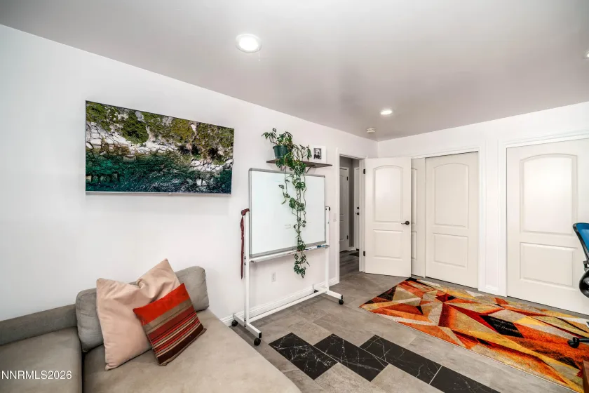 1029 Modoc, South Lake Tahoe, California 96150, 4 Bedrooms Bedrooms, ,2 BathroomsBathrooms,Residential,Residential,Modoc,0,260009727