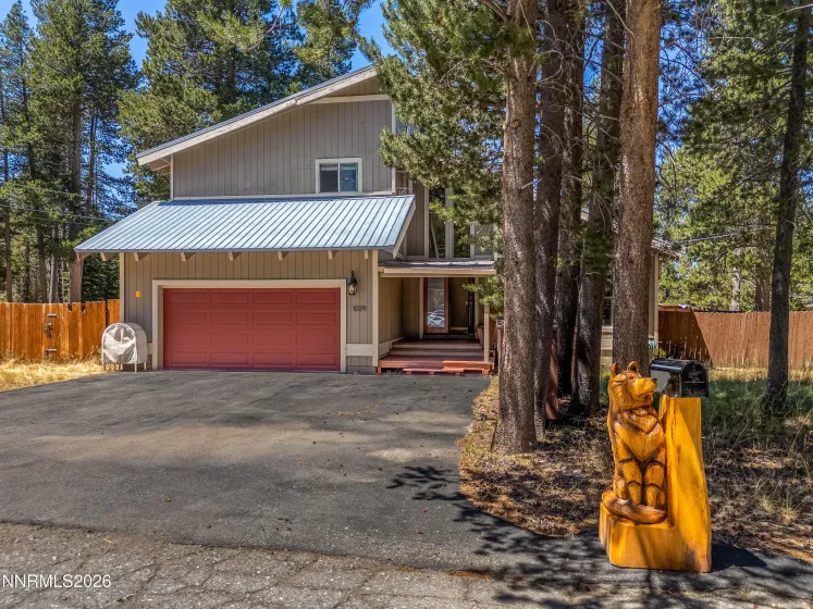 1029 Modoc, South Lake Tahoe, California 96150, 4 Bedrooms Bedrooms, ,2 BathroomsBathrooms,Residential,Residential,Modoc,0,260009727