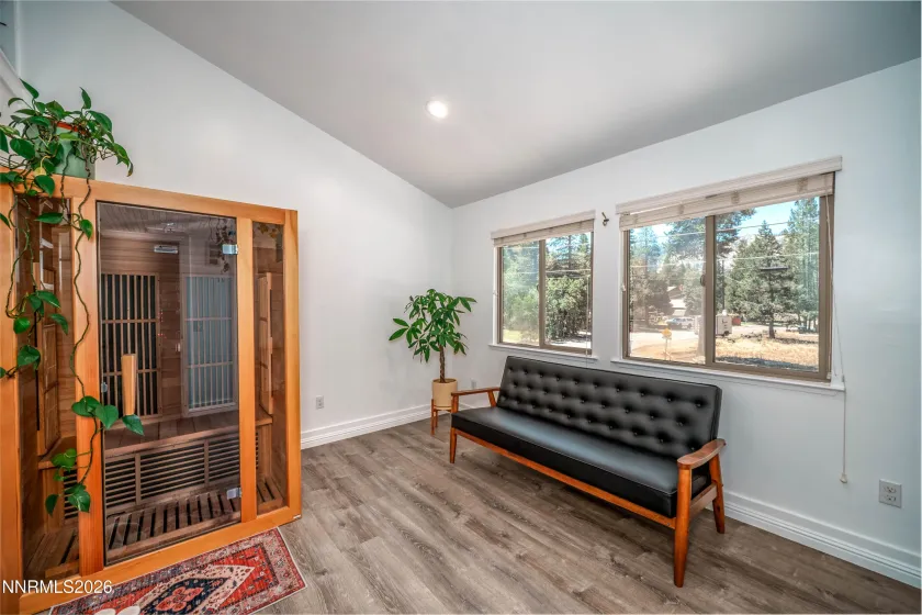 1029 Modoc, South Lake Tahoe, California 96150, 4 Bedrooms Bedrooms, ,2 BathroomsBathrooms,Residential,Residential,Modoc,0,260009727