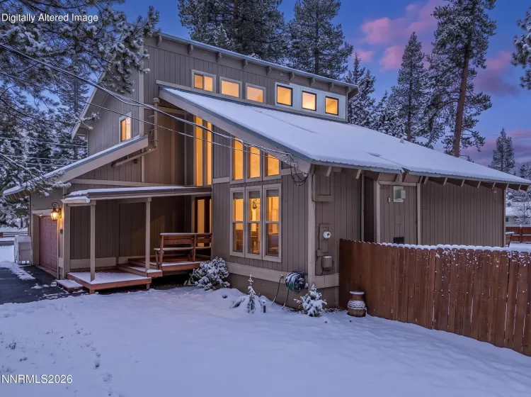 1029 Modoc, South Lake Tahoe, California 96150, 4 Bedrooms Bedrooms, ,2 BathroomsBathrooms,Residential,Residential,Modoc,0,260009727