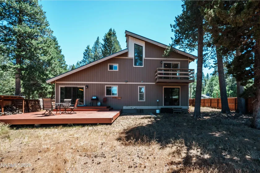 1029 Modoc, South Lake Tahoe, California 96150, 4 Bedrooms Bedrooms, ,2 BathroomsBathrooms,Residential,Residential,Modoc,0,260009727