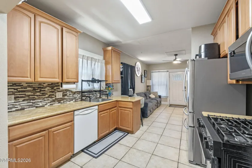 1558 A, Sparks, Nevada 89431, 3 Bedrooms Bedrooms, ,1 BathroomBathrooms,Residential,Residential,A,0,260009728