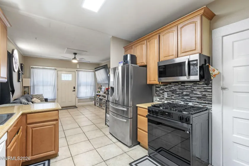 1558 A, Sparks, Nevada 89431, 3 Bedrooms Bedrooms, ,1 BathroomBathrooms,Residential,Residential,A,0,260009728
