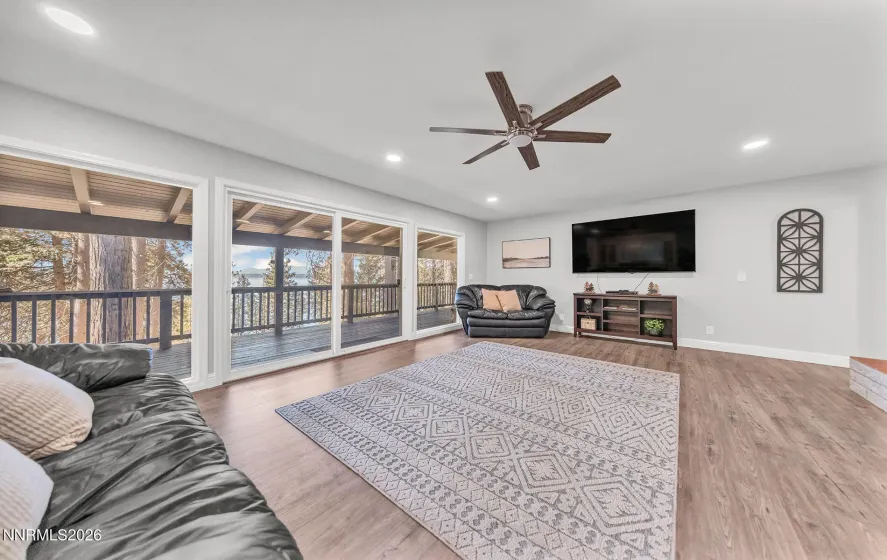6545 Dyer, Almanor, California 96137, 4 Bedrooms Bedrooms, ,4 BathroomsBathrooms,Residential,Residential,Dyer,0,260009732